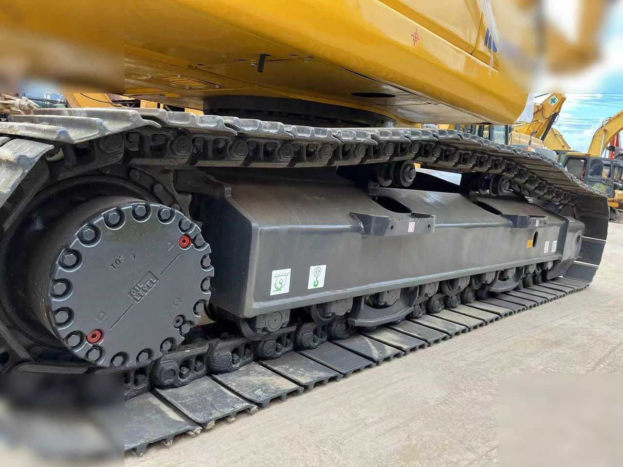 KOMATSU PC210 LC-8 - Crawler excavator: picture 5 KOMATSU PC210 LC-8 - Crawler excavator: picture 5