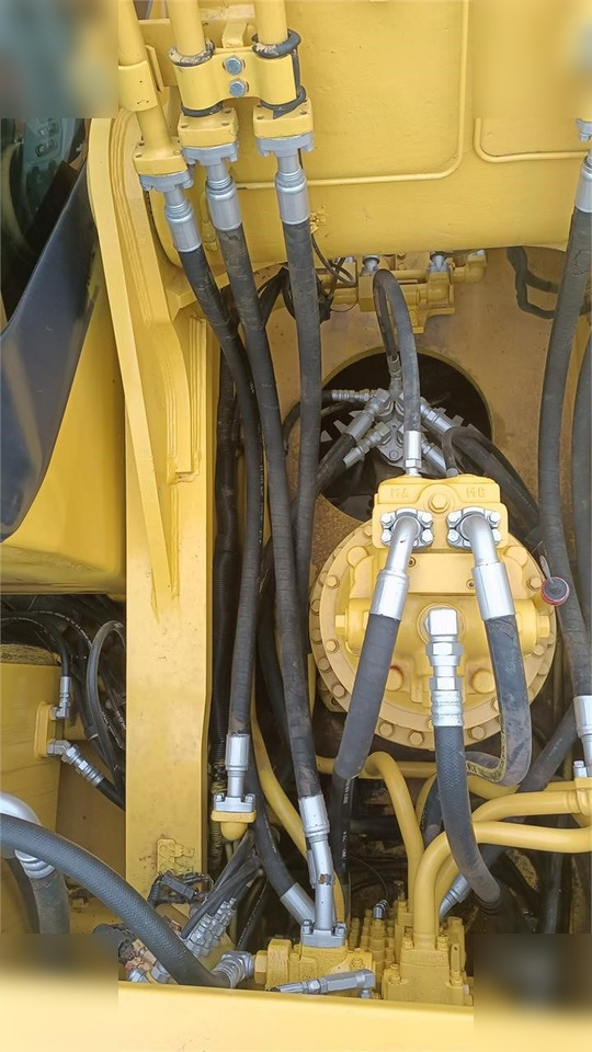 KOMATSU PC400-7 - Crawler excavator: picture 5 KOMATSU PC400-7 - Crawler excavator: picture 5