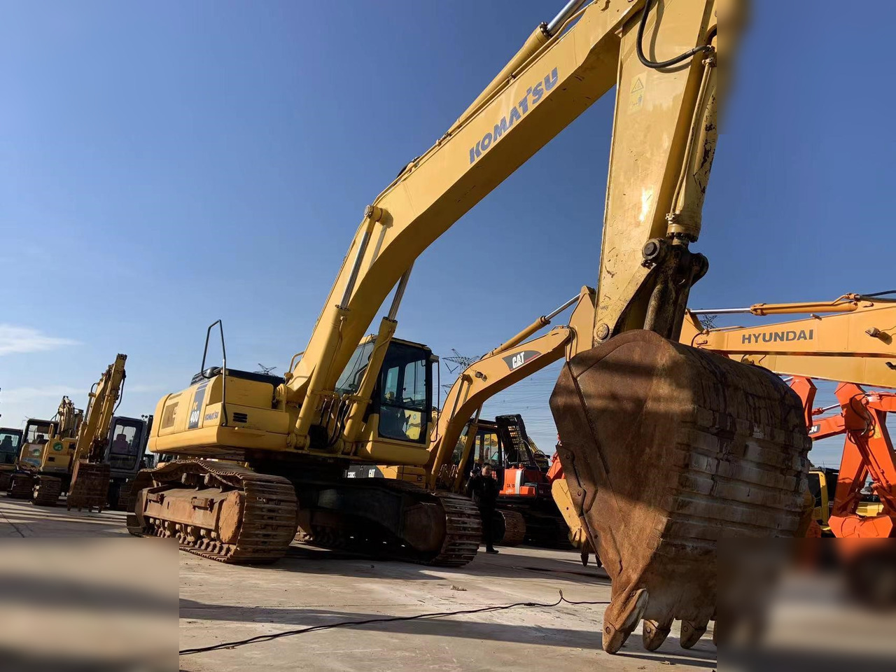KOMATSU PC400-7 - Crawler excavator: picture 2 KOMATSU PC400-7 - Crawler excavator: picture 2