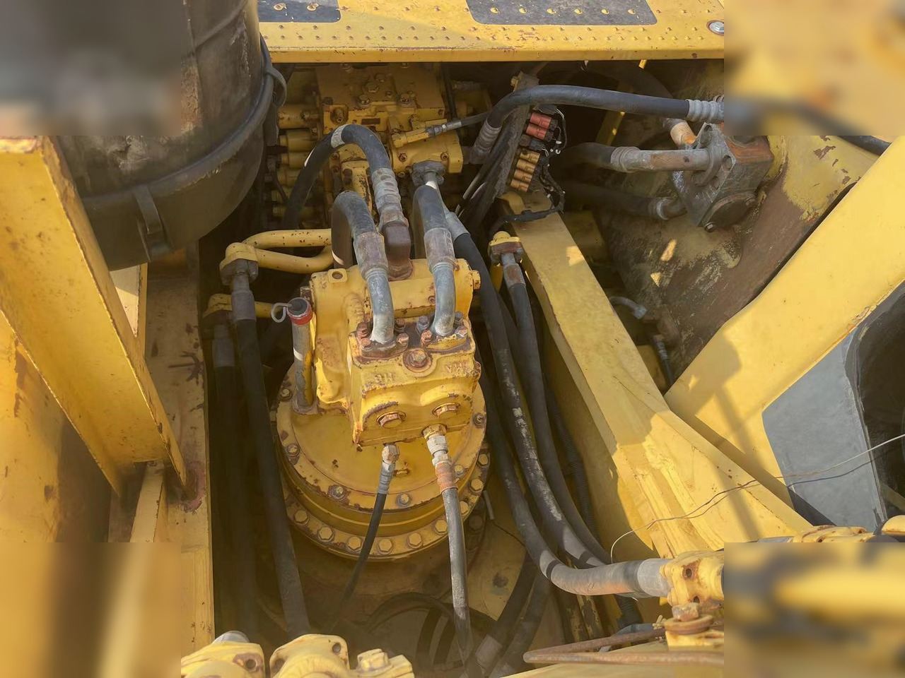 Leasing of KOMATSU PC400-8R KOMATSU PC400-8R: picture 9