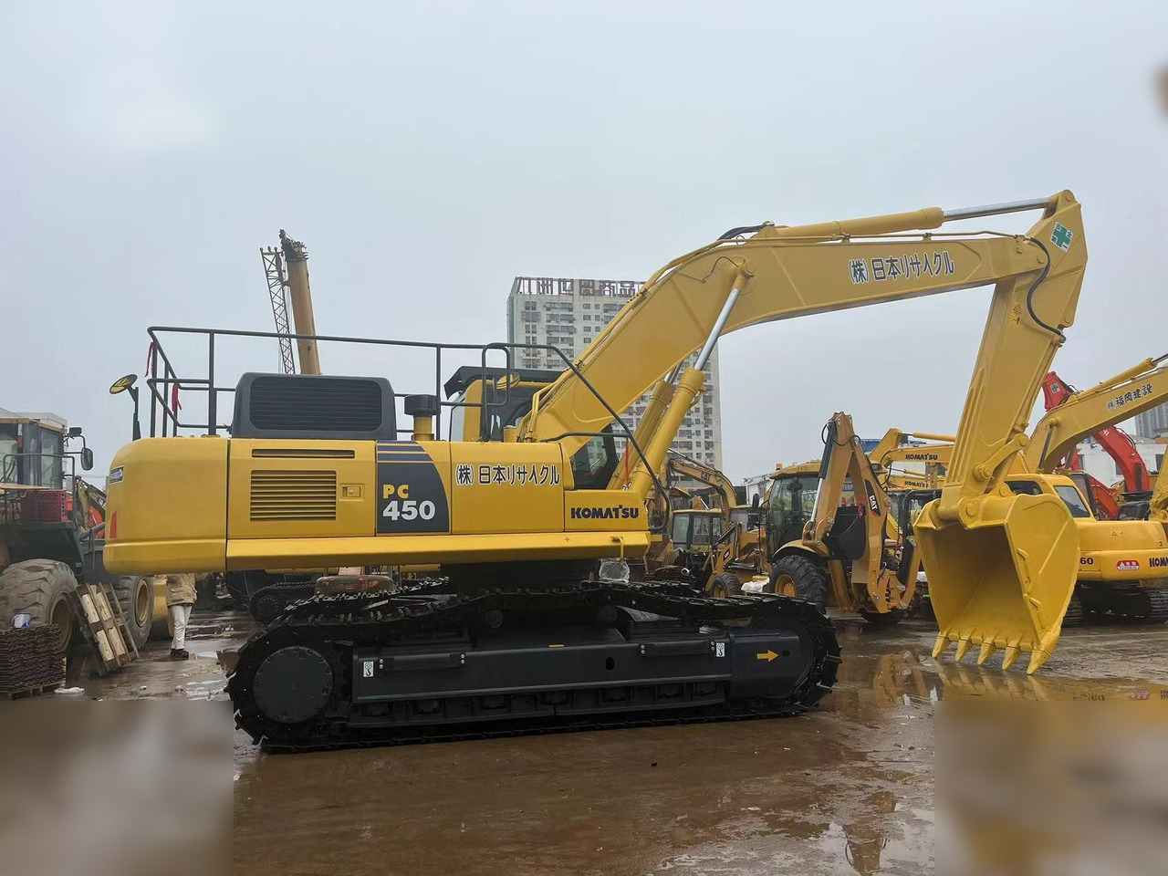KOMATSU PC450 LC-8 - Crawler excavator: picture 2 KOMATSU PC450 LC-8 - Crawler excavator: picture 2