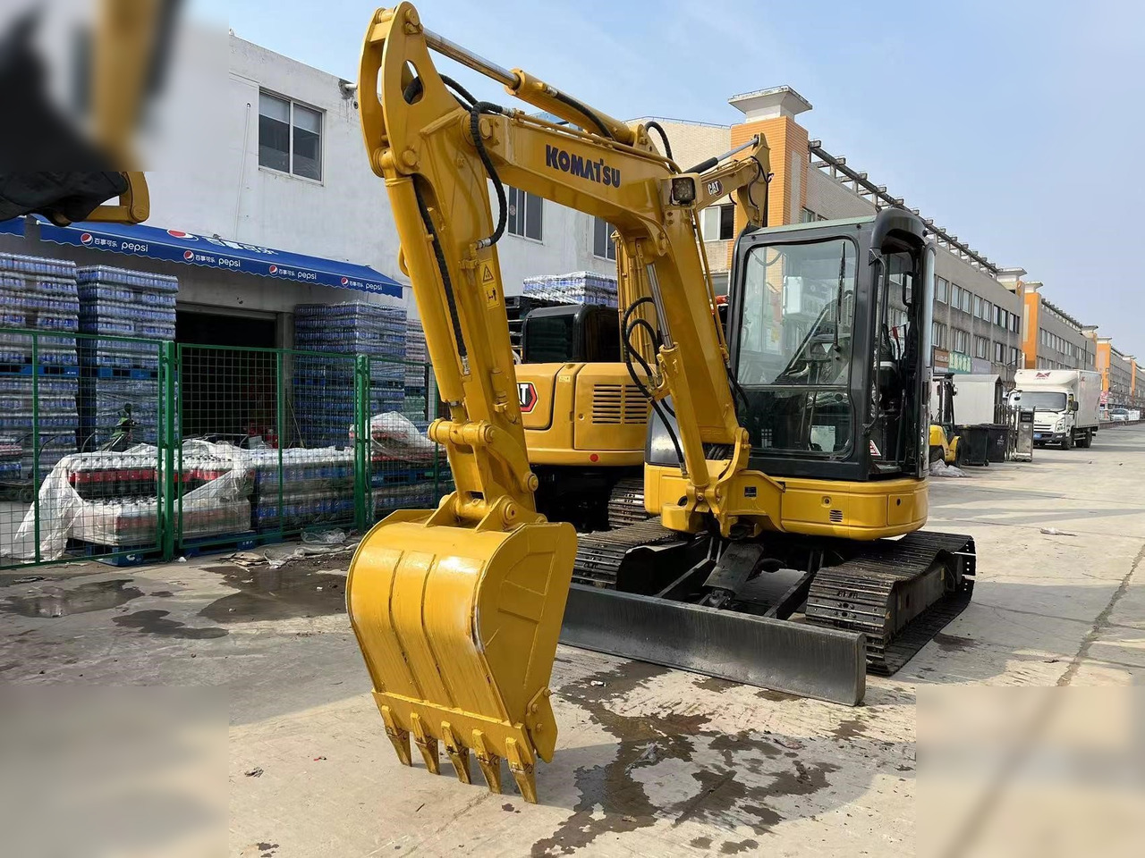 KOMATSU PC55MR-2 - Mini excavator: picture 2 KOMATSU PC55MR-2 - Mini excavator: picture 2
