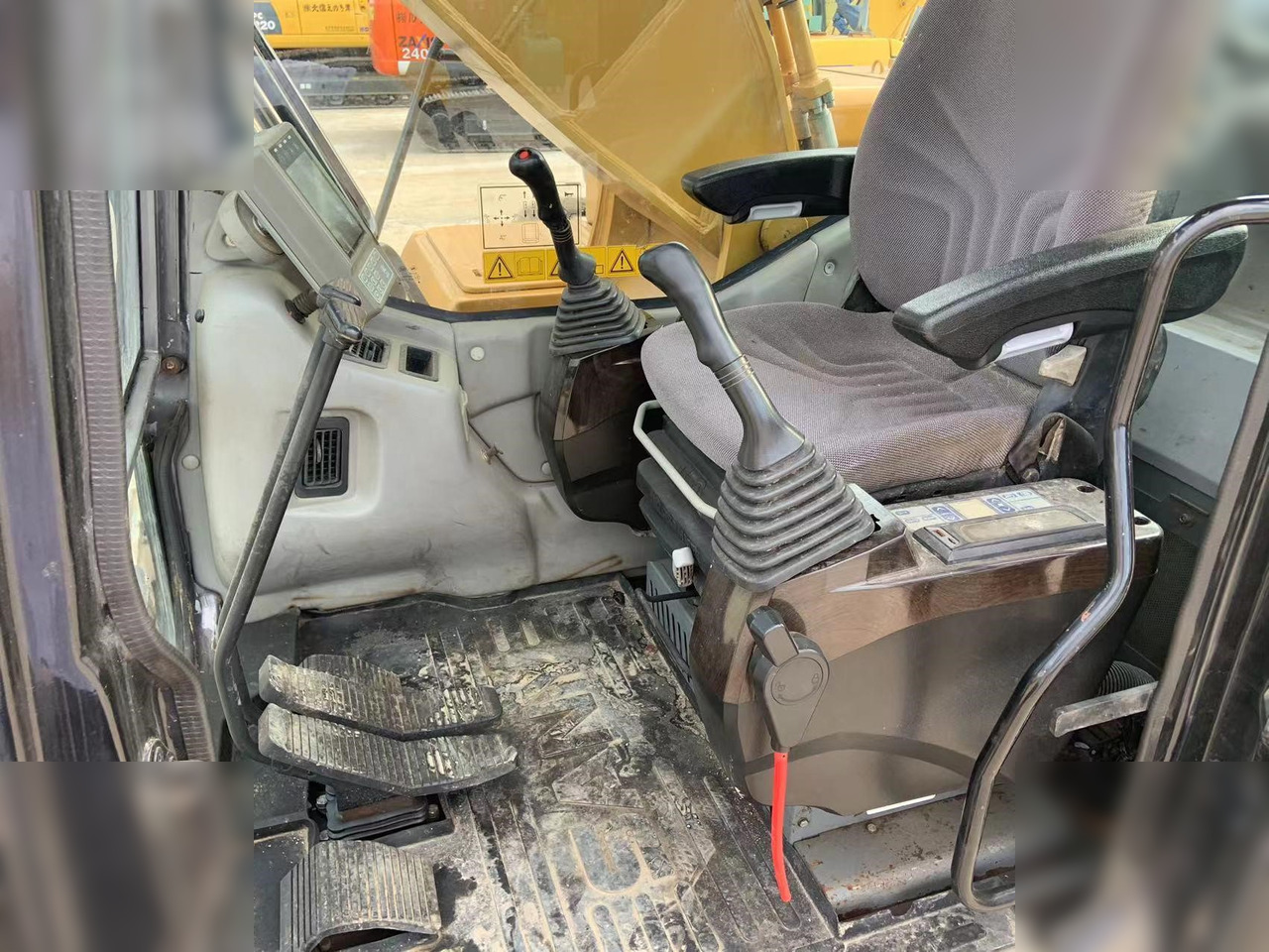 SANY SY215C-9 - Crawler excavator: picture 3 SANY SY215C-9 - Crawler excavator: picture 3