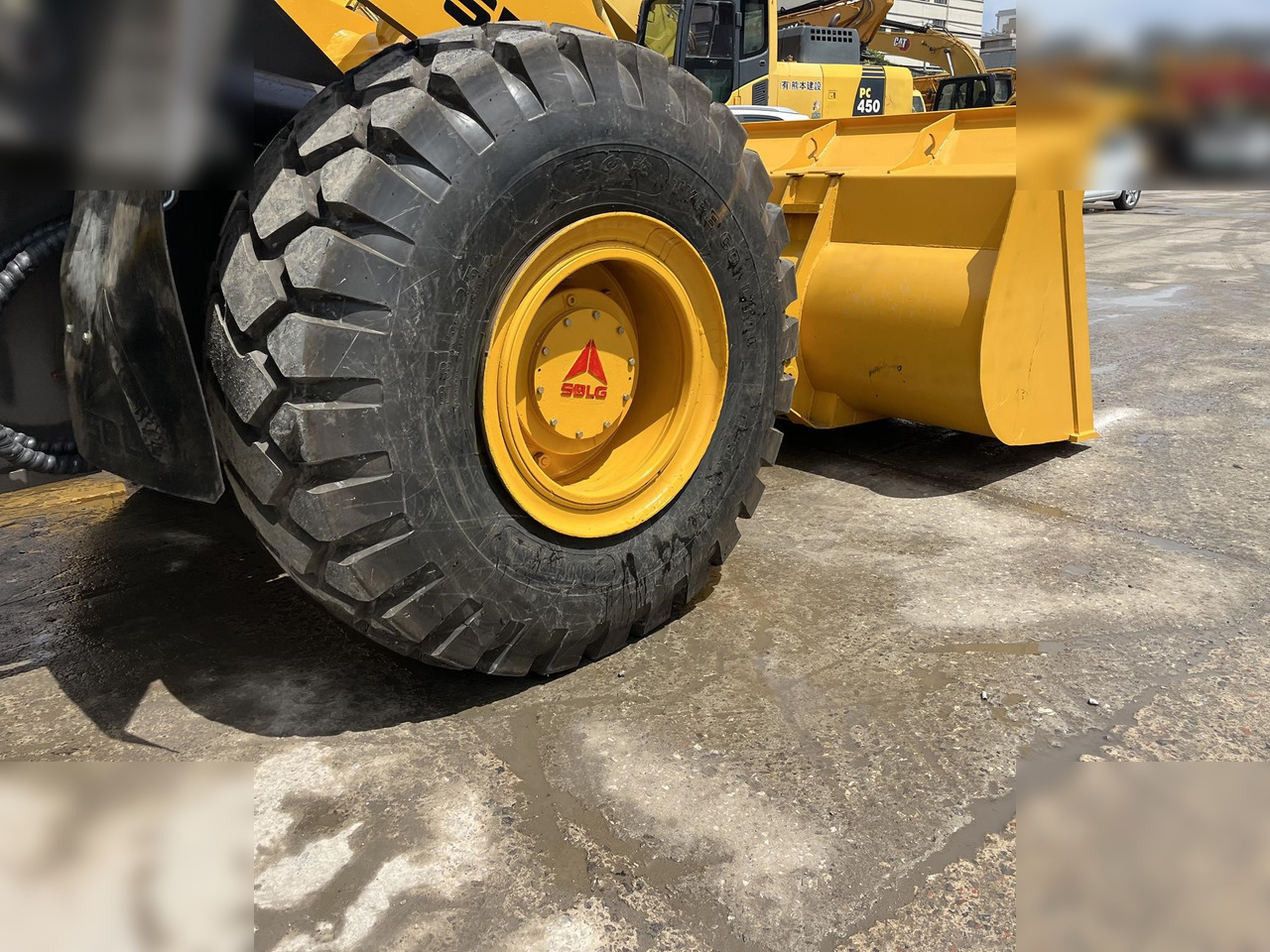 SDLG L958F - Wheel loader: picture 5 SDLG L958F - Wheel loader: picture 5