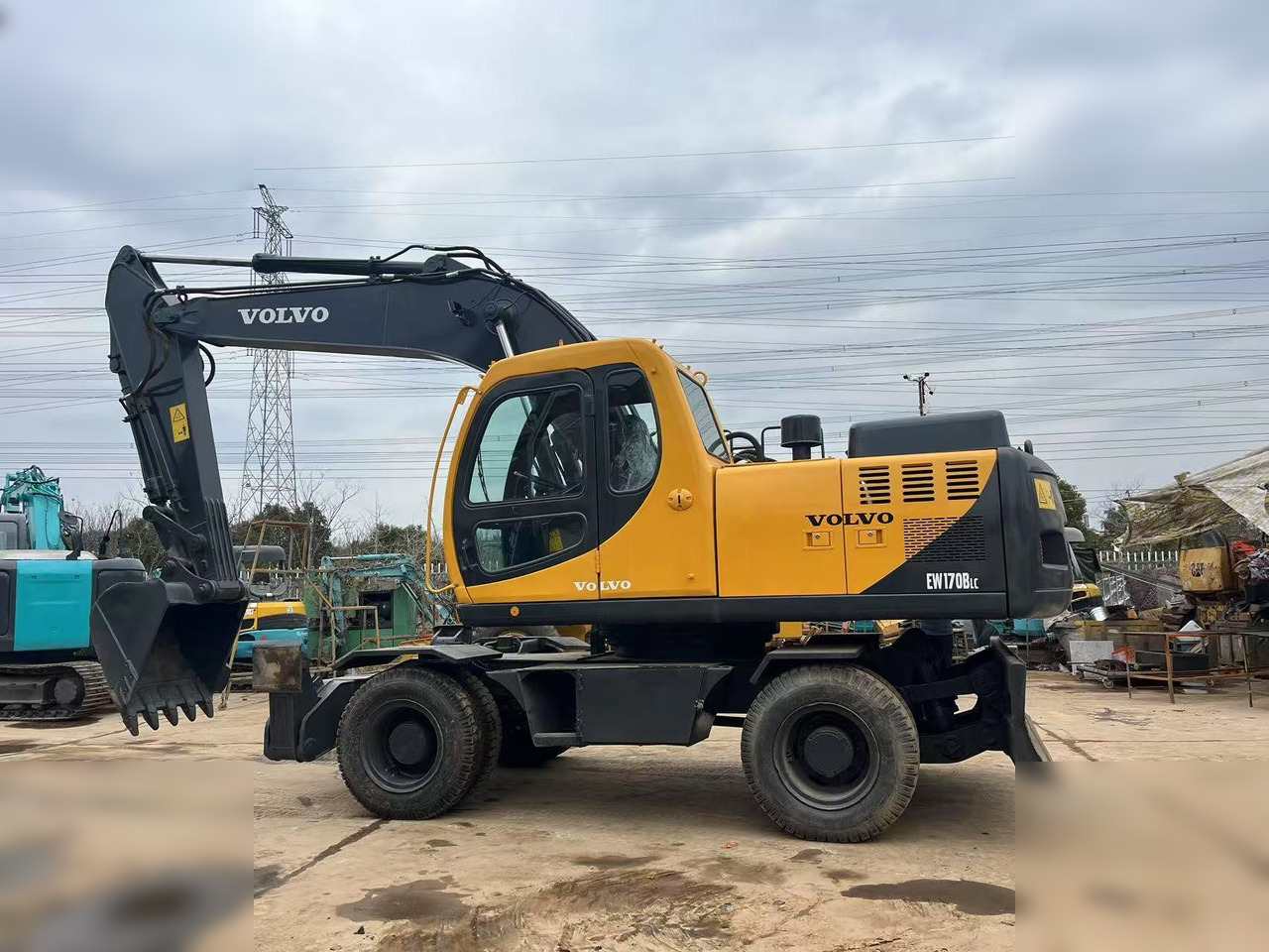 VOLVO EW170 - Wheel excavator: picture 1 VOLVO EW170 - Wheel excavator: picture 1