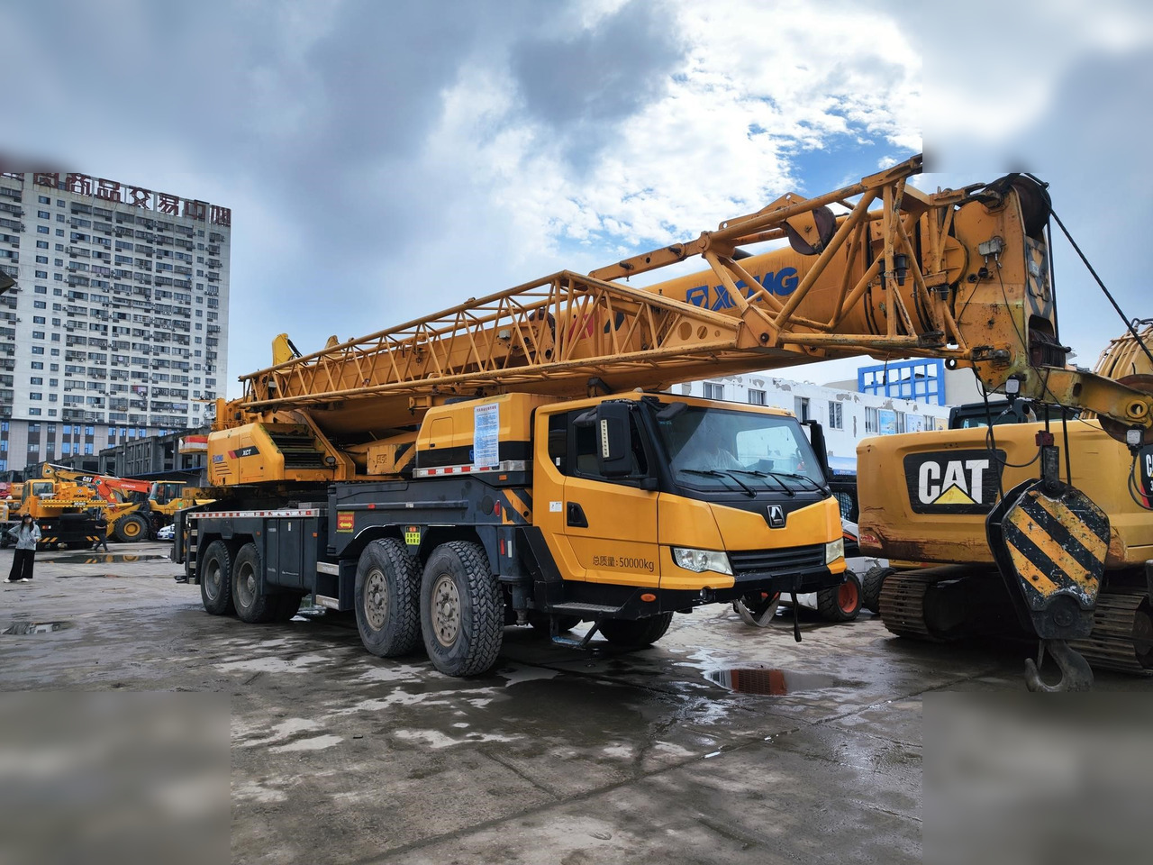 XCMG QY80XCT - Mobile crane: picture 1 XCMG QY80XCT - Mobile crane: picture 1