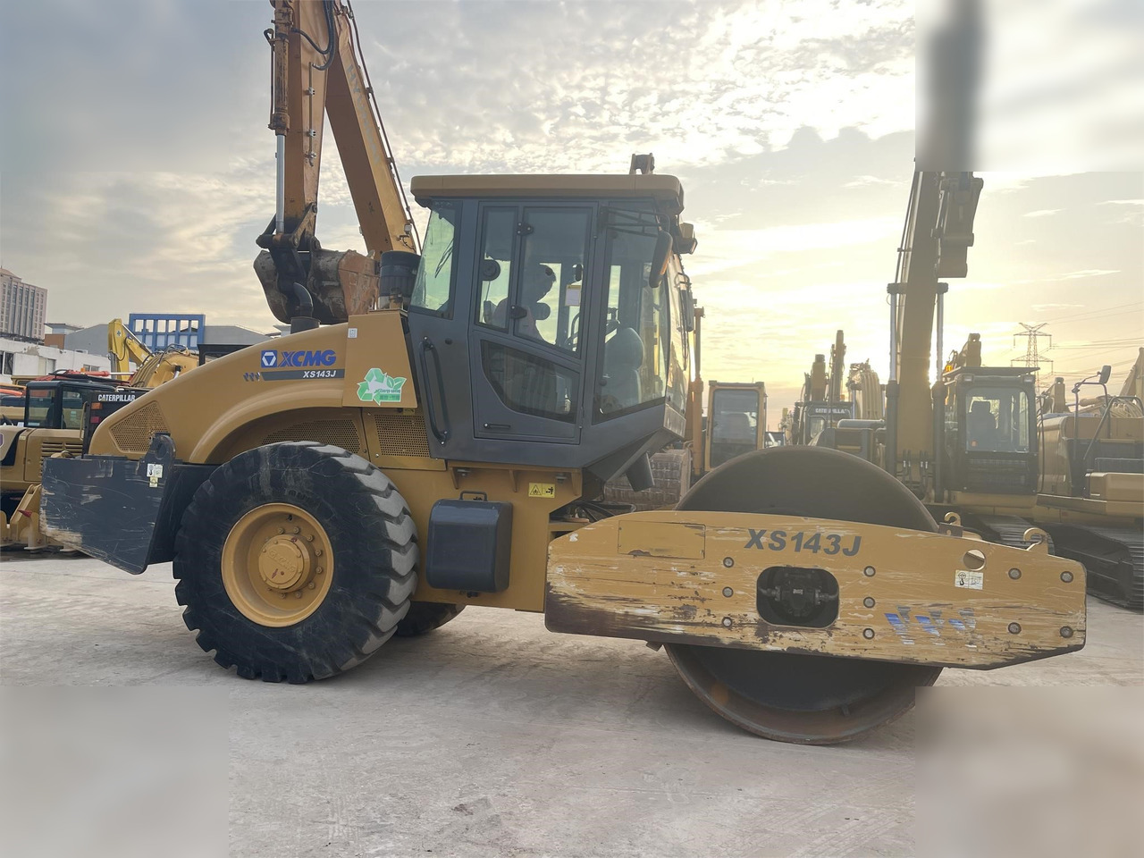 XCMG XS143J - Compactor: picture 1 XCMG XS143J - Compactor: picture 1