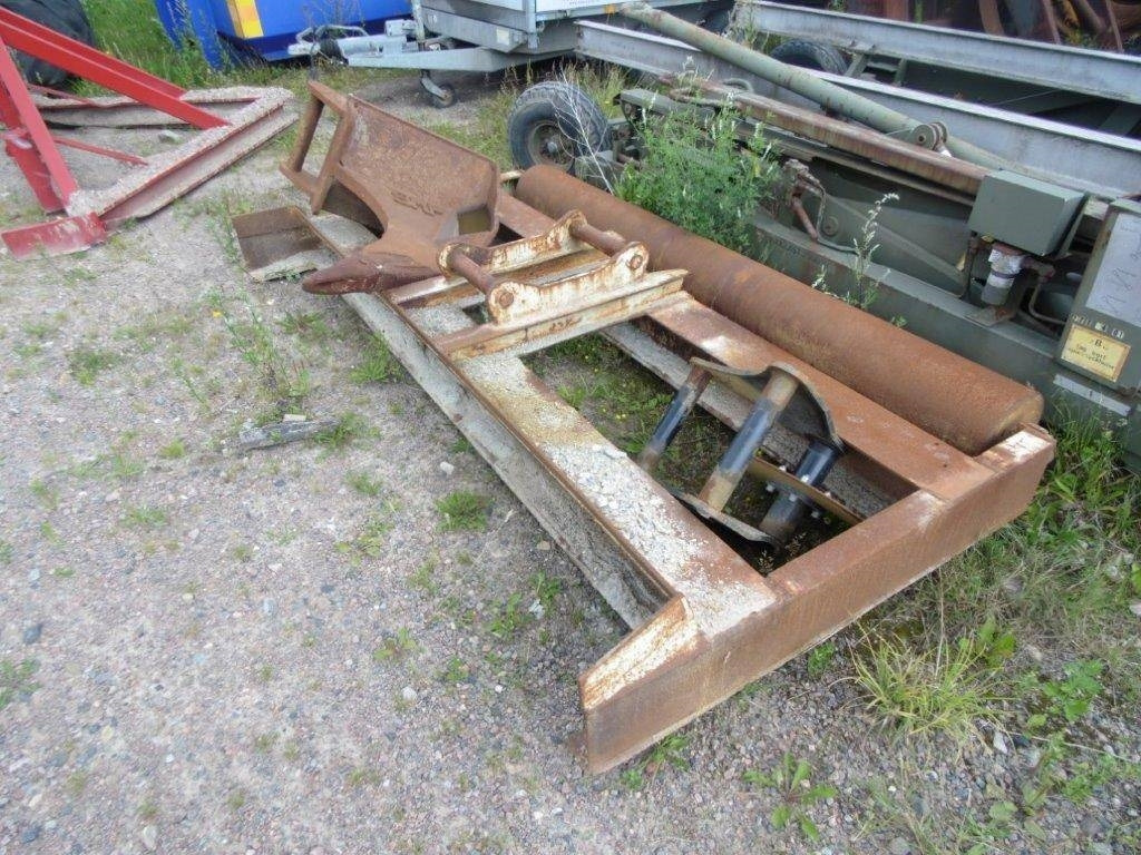 Redskapsfäste S60 S 60 - Quick coupler for Construction machinery: picture 1 Redskapsfäste S60 S 60 - Quick coupler for Construction machinery: picture 1