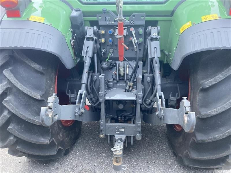 Fendt 211 Vario TMS - Farm tractor: picture 5 Fendt 211 Vario TMS - Farm tractor: picture 5