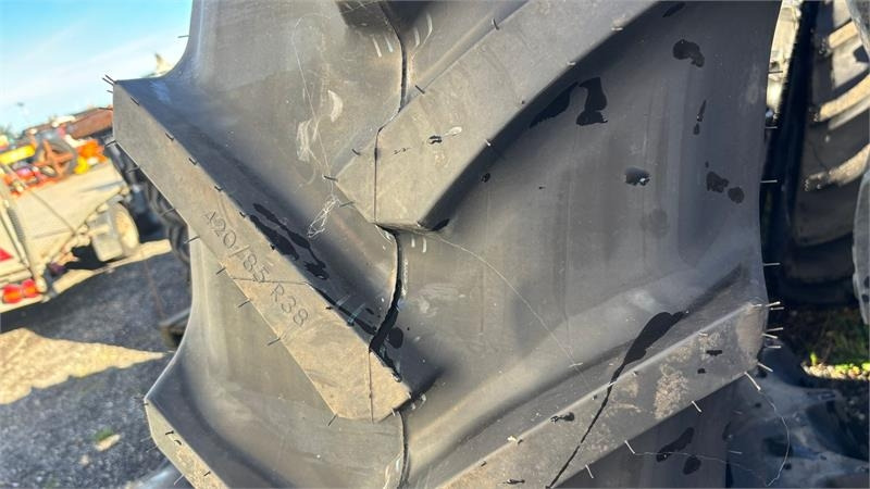 Mitas 420/85R38 & 340/85R28 - Tire for Municipal/ Special vehicle: picture 4 Mitas 420/85R38 & 340/85R28 - Tire for Municipal/ Special vehicle: picture 4