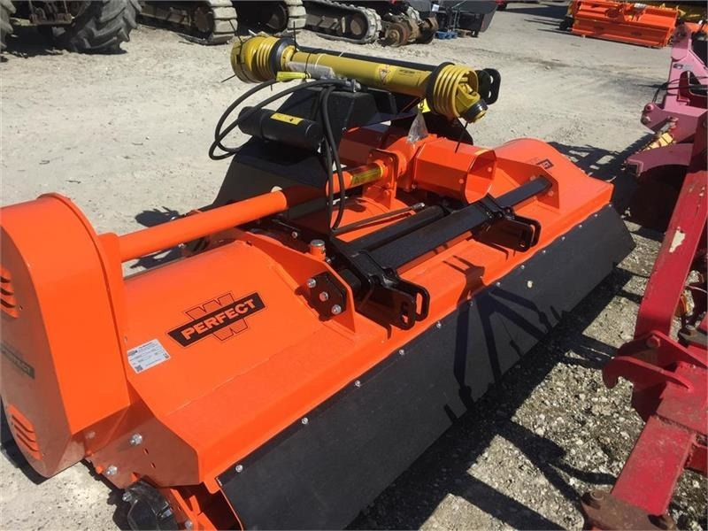 Perfect KM-300 Front og Bagmontering - Flail mower: picture 3 Perfect KM-300 Front og Bagmontering - Flail mower: picture 3