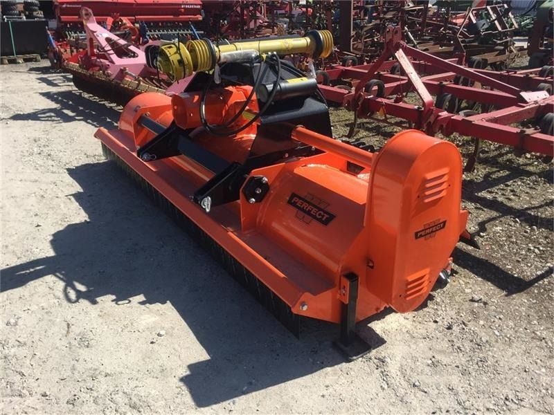 Perfect KM-300 Front og Bagmontering - Flail mower: picture 2 Perfect KM-300 Front og Bagmontering - Flail mower: picture 2