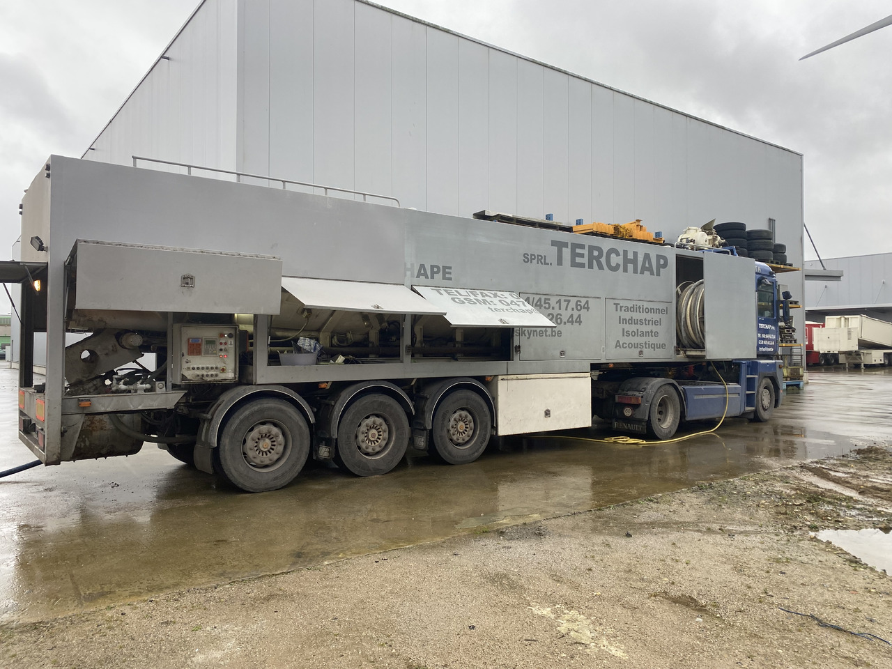 Mcmachine KWB SEMI REMORQUE A CHAPE Mcmachine KWB SEMI REMORQUE A CHAPE - Semi-trailer: picture 4 Mcmachine KWB SEMI REMORQUE A CHAPE Mcmachine KWB SEMI REMORQUE A CHAPE - Semi-trailer: picture 4