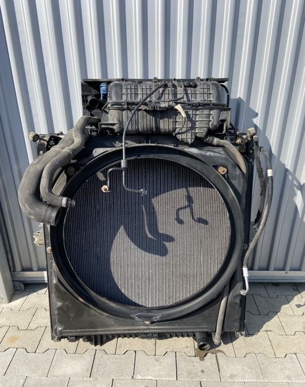 Komplet chłodnic MAN TGX euro 6 chłodnice 90 cm - Radiator for Truck: picture 1 Komplet chłodnic MAN TGX euro 6 chłodnice 90 cm - Radiator for Truck: picture 1