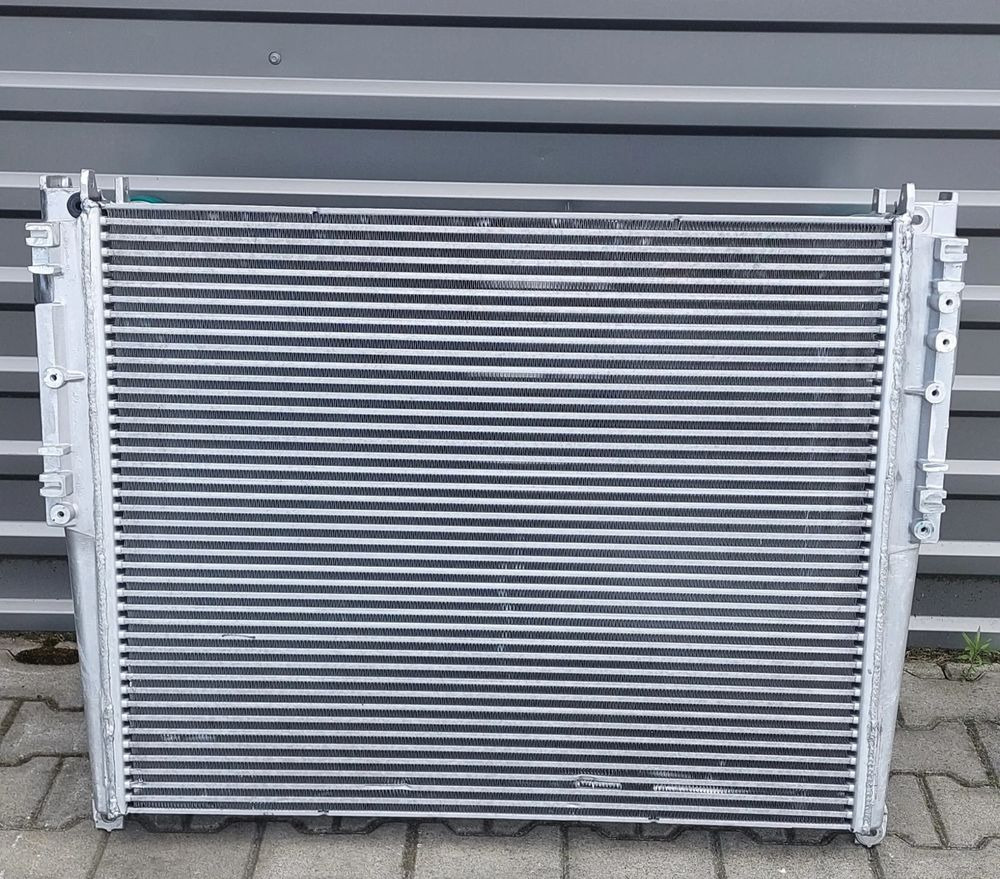 MERCEDES ACTROS MP4 CHŁODNICA POWIETRZA INTERCOOLER NOWA - Intercooler for Truck: picture 2 MERCEDES ACTROS MP4 CHŁODNICA POWIETRZA INTERCOOLER NOWA - Intercooler for Truck: picture 2