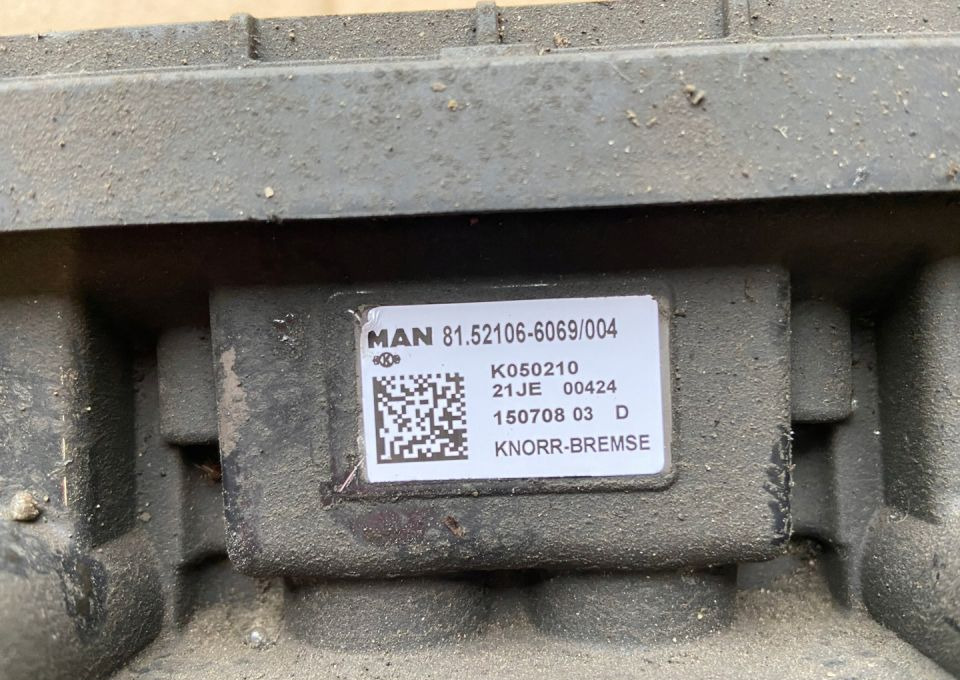 Modulator hamulcowy EBS MAN TGX TGS euro 6 zawór - Brake parts for Truck: picture 2 Modulator hamulcowy EBS MAN TGX TGS euro 6 zawór - Brake parts for Truck: picture 2