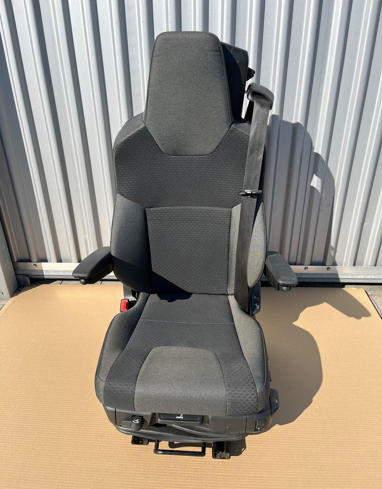 NOWY Fotel kierowcy MAN TG3 TGX nowy model siedzenie lewe - Seat for Truck: picture 1 NOWY Fotel kierowcy MAN TG3 TGX nowy model siedzenie lewe - Seat for Truck: picture 1