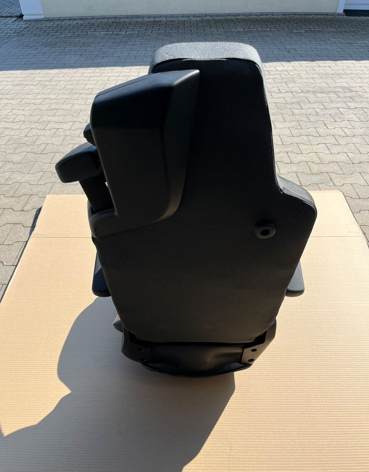 NOWY Fotel kierowcy MAN TG3 TGX nowy model siedzenie lewe - Seat for Truck: picture 5 NOWY Fotel kierowcy MAN TG3 TGX nowy model siedzenie lewe - Seat for Truck: picture 5