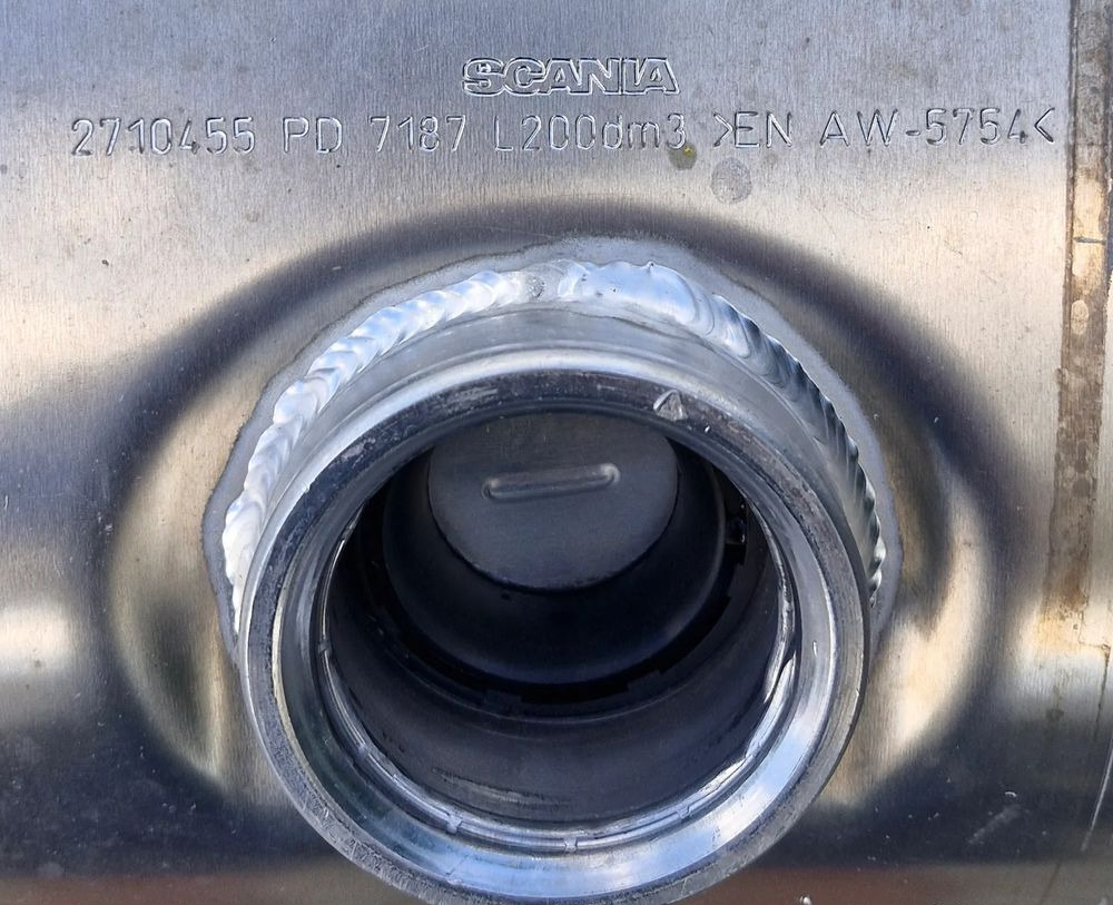 SCANIA R S ZBIORNIK PALIWA 200L NOWY - Fuel system: picture 3 SCANIA R S ZBIORNIK PALIWA 200L NOWY - Fuel system: picture 3