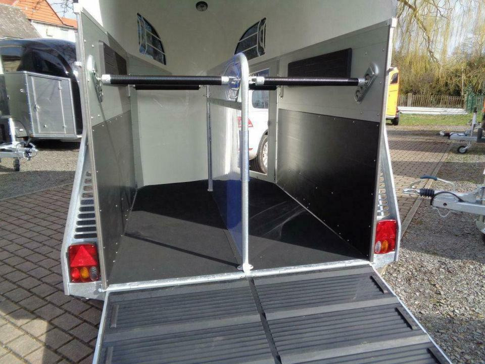 Böckmann Pferdeanhänger, Champion R, ALUBODEN, SaKa, 100 km/h - Horse trailer: picture 5 Böckmann Pferdeanhänger, Champion R, ALUBODEN, SaKa, 100 km/h - Horse trailer: picture 5
