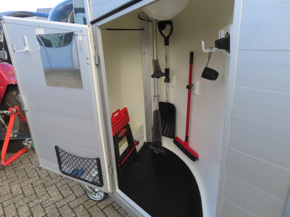 Böckmann Pferdeanhänger Champion R, Alub., 100 km/h - Horse trailer: picture 4 Böckmann Pferdeanhänger Champion R, Alub., 100 km/h - Horse trailer: picture 4