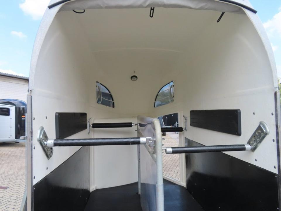 Böckmann Pferdeanhänger, Comfort, Alub. Sattelk. 100 km/h, top - Horse trailer: picture 5 Böckmann Pferdeanhänger, Comfort, Alub. Sattelk. 100 km/h, top - Horse trailer: picture 5