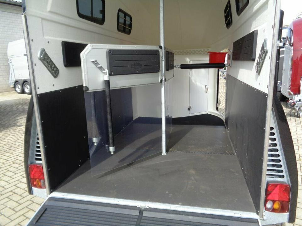 Horse trailer Böckmann, Pferdeanhänger, Grand Master, WCF,Aluboden, 100 km/h: picture 9 Horse trailer Böckmann, Pferdeanhänger, Grand Master, WCF,Aluboden, 100 km/h: picture 9