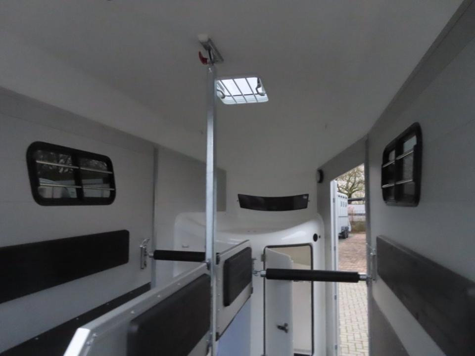 Horse trailer Böckmann, Pferdeanhänger,Portax SKA, WCF, Flügeltür, 100 km/h: picture 10