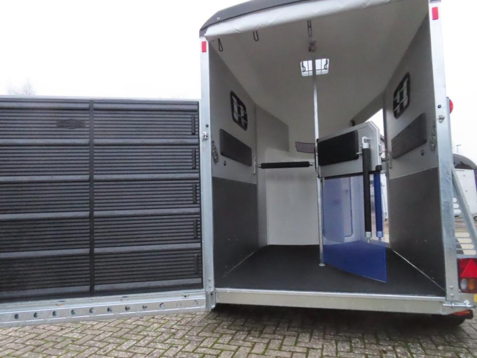 Horse trailer Böckmann, Pferdeanhänger,Portax SKA, WCF, Flügeltür, 100 km/h: picture 6