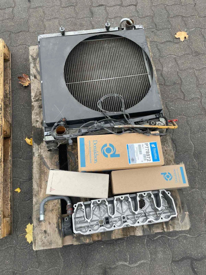 DEUTZ BF4M2012 Serial: 21039937 Fully renovated engine!!! - Engine for Construction machinery: picture 5 DEUTZ BF4M2012 Serial: 21039937 Fully renovated engine!!! - Engine for Construction machinery: picture 5