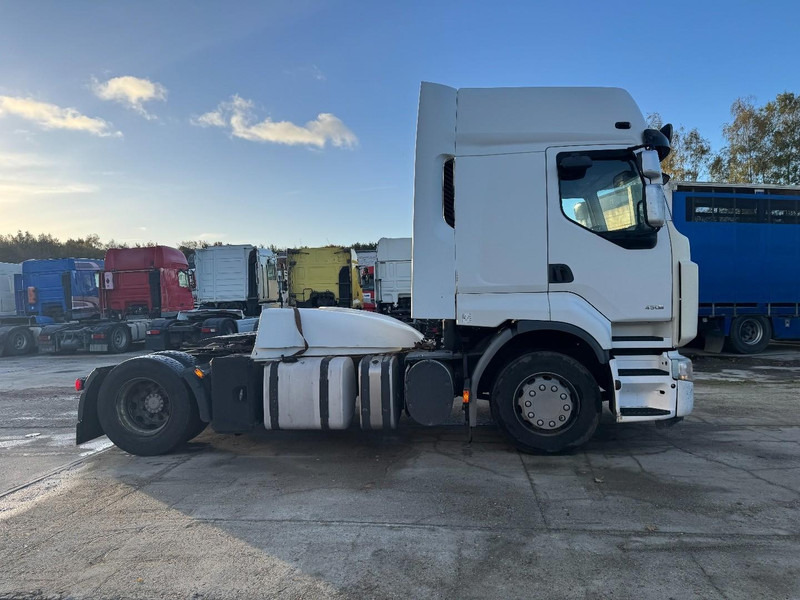 Renault Premium 450 DXI (MANUAL GEARBOX / BOITE MANUELLE) - Tractor unit: picture 4 Renault Premium 450 DXI (MANUAL GEARBOX / BOITE MANUELLE) - Tractor unit: picture 4