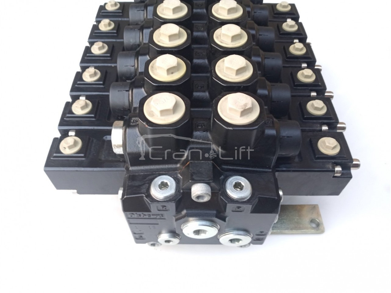 Rozdzielacz Olsberg Q200 - 6 sekcje pre-hydrauliczny, LS (sygnał) - Hydraulic valve for Loader crane: picture 3 Rozdzielacz Olsberg Q200 - 6 sekcje pre-hydrauliczny, LS (sygnał) - Hydraulic valve for Loader crane: picture 3