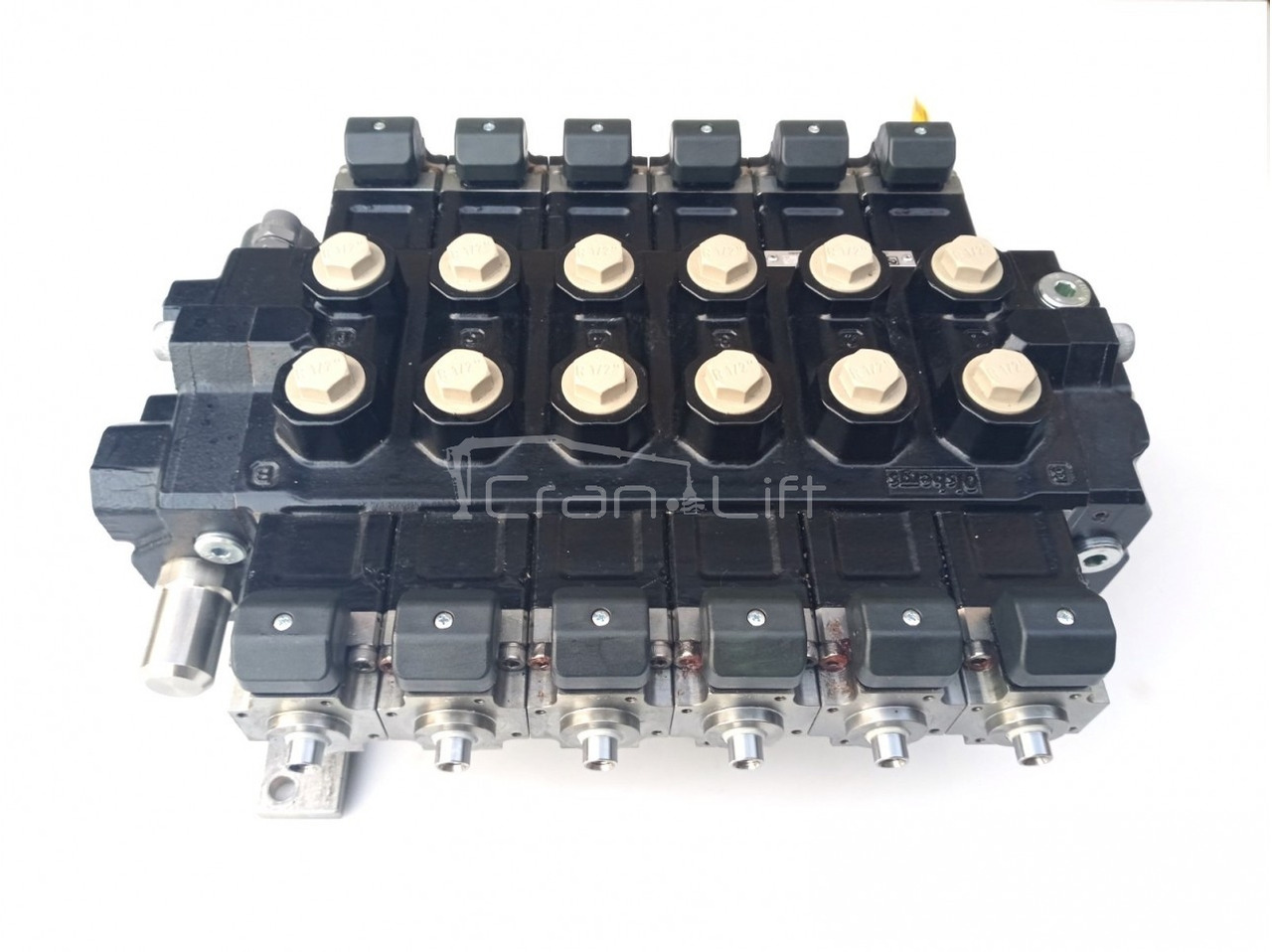 Rozdzielacz Olsberg Q200 - 6 sekcji elektryczny, LS (sygnał) - Hydraulic valve for Loader crane: picture 4 Rozdzielacz Olsberg Q200 - 6 sekcji elektryczny, LS (sygnał) - Hydraulic valve for Loader crane: picture 4