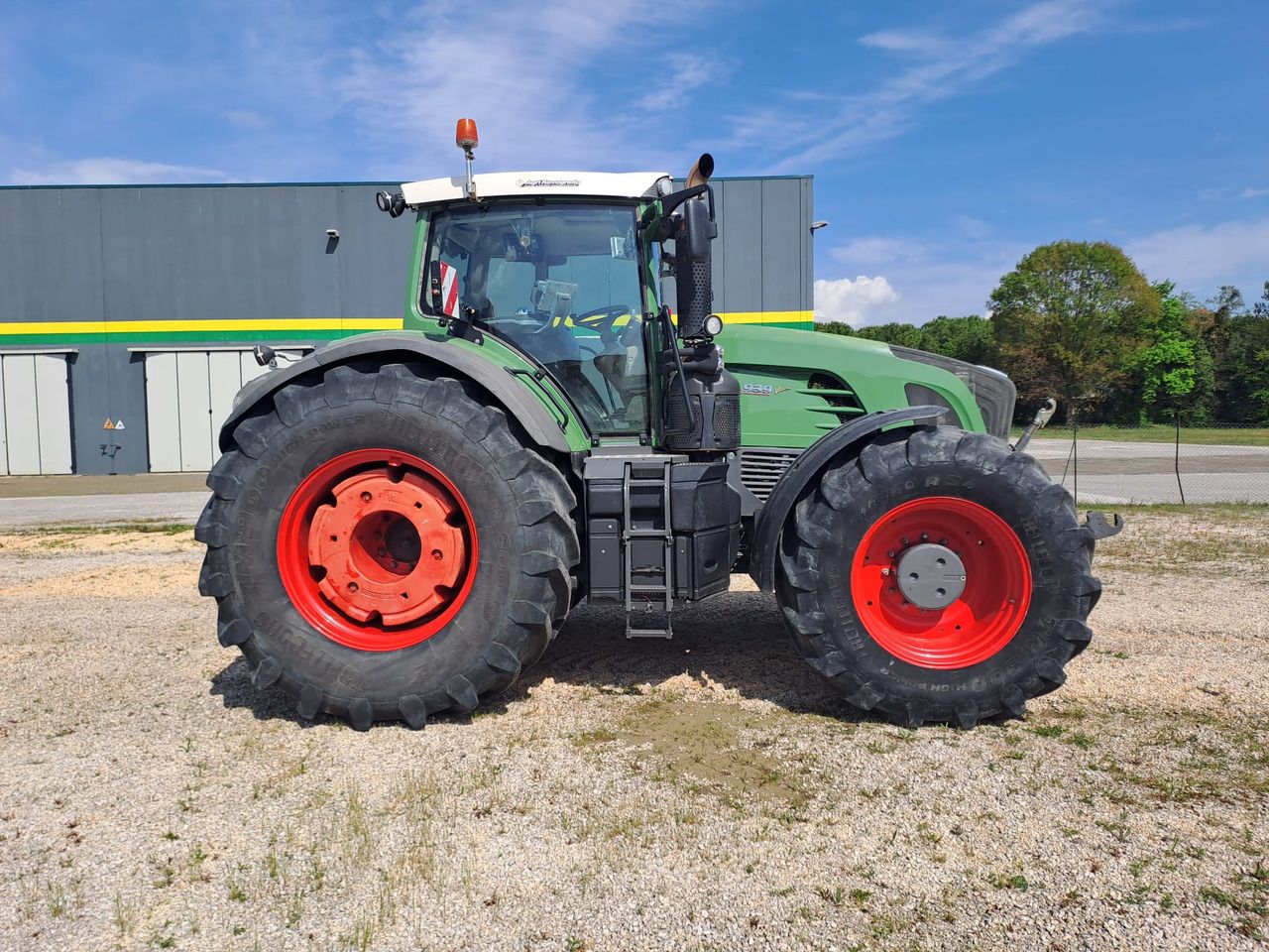 FENDT 939 - Farm tractor: picture 3 FENDT 939 - Farm tractor: picture 3
