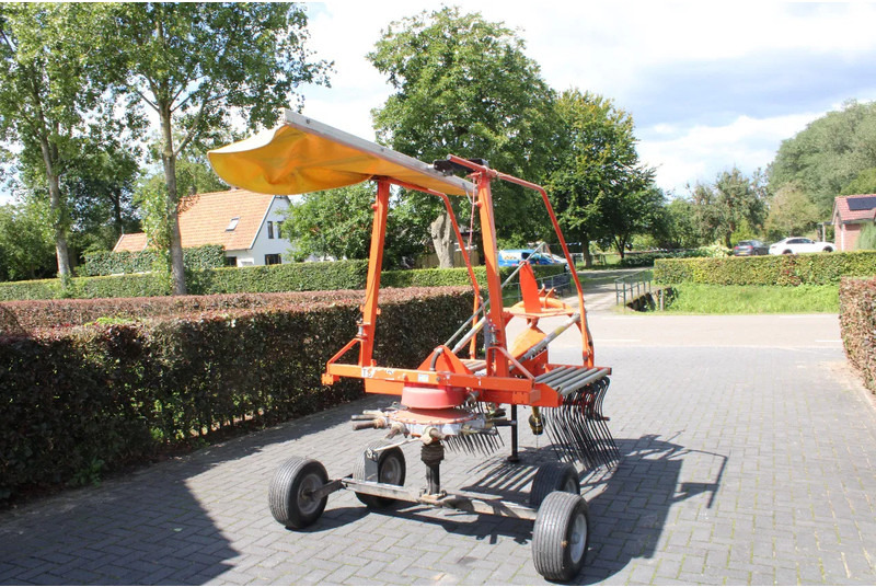 Fella TS 350 - Tedder/ Rake: picture 4 Fella TS 350 - Tedder/ Rake: picture 4