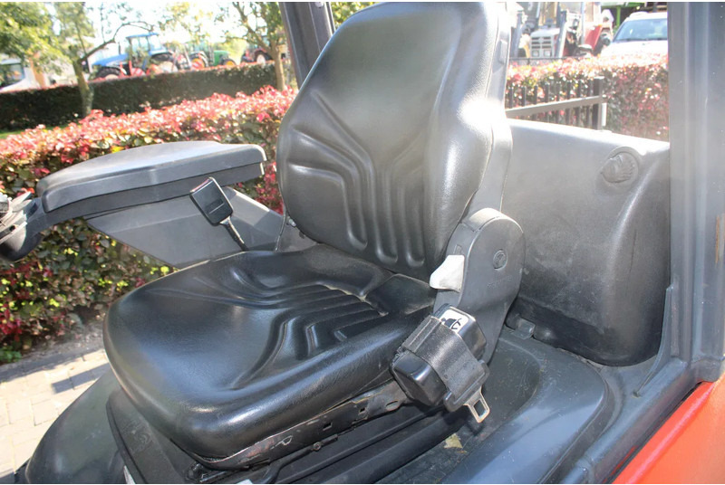 Forklift Linde H20D: picture 9 Forklift Linde H20D: picture 9