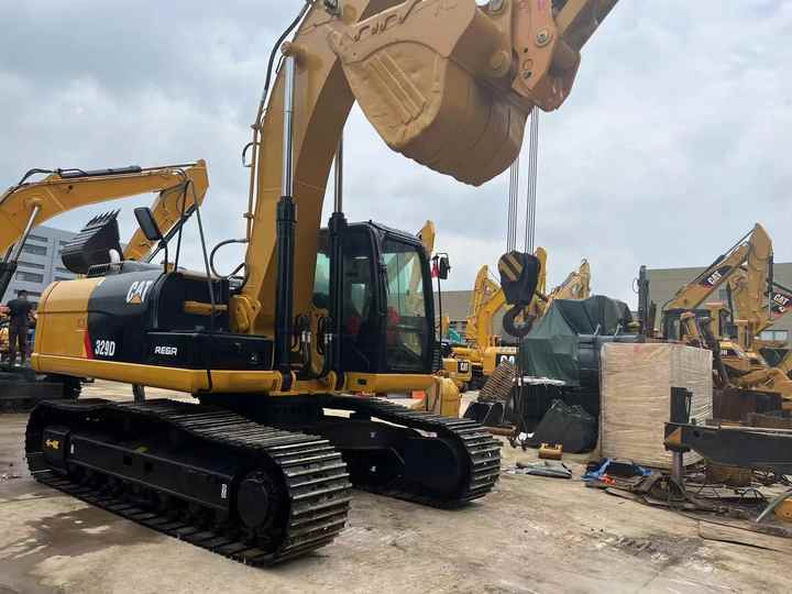 Affordable Caterpillar 329D Crawler Digger Export Ready - Excavator: picture 3 Affordable Caterpillar 329D Crawler Digger Export Ready - Excavator: picture 3