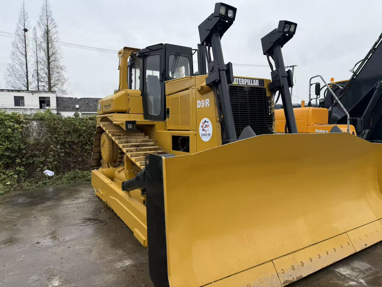 CATERPILLAR D9r - Bulldozer: picture 2 CATERPILLAR D9r - Bulldozer: picture 2