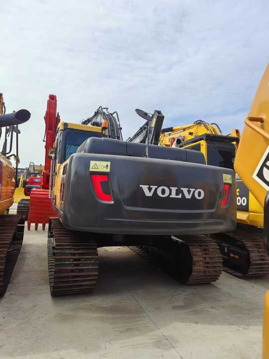 Hot Selling volvo Brand Ec210 20tons Excavator in Stock Used Korea Brand volvo Ec210 240 290 Excavator for Sale - Excavator: picture 5 Hot Selling volvo Brand Ec210 20tons Excavator in Stock Used Korea Brand volvo Ec210 240 290 Excavator for Sale - Excavator: picture 5