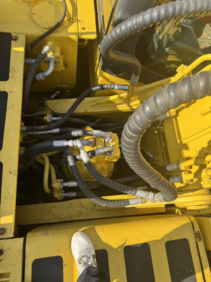 Excavator Komatsu pc400: picture 9