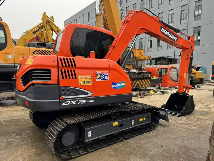 Second Hand Doosan Dx-75 Excavator for Sale - Excavator: picture 3 Second Hand Doosan Dx-75 Excavator for Sale - Excavator: picture 3