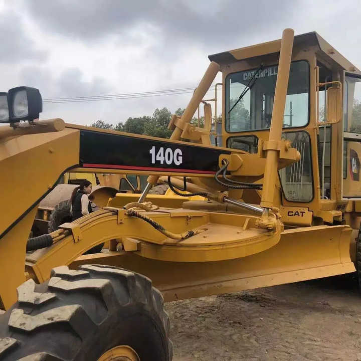 Used Caterpillar CAT 140G Land Road Motor Grader CAT140G CAT Used Grader Cheap Price - Grader: picture 1 Used Caterpillar CAT 140G Land Road Motor Grader CAT140G CAT Used Grader Cheap Price - Grader: picture 1