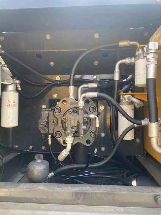 Used Korea Brand volvo Ec210 Excavator for Sale - Crawler excavator: picture 5 Used Korea Brand volvo Ec210 Excavator for Sale - Crawler excavator: picture 5