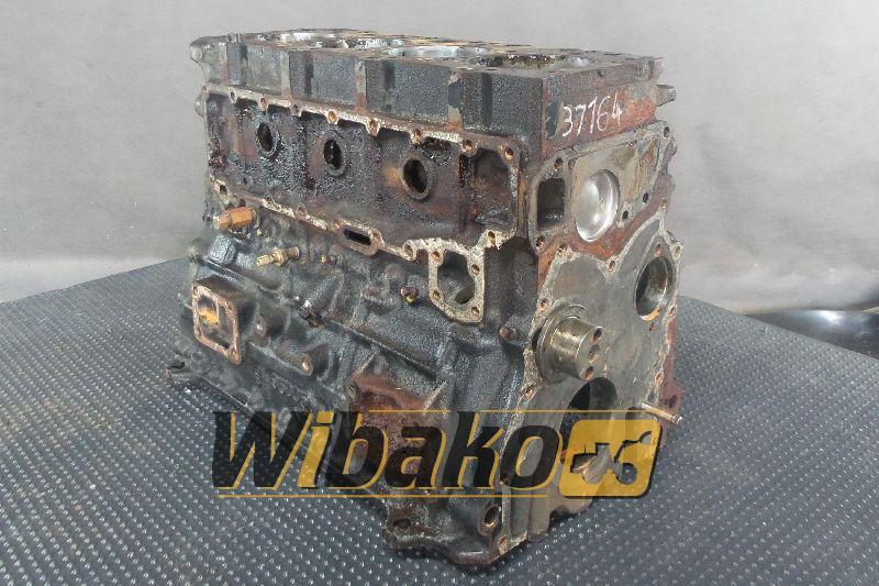 Block Engine / Motor Isuzu 4BD1 PTA-24 95D05 - Cylinder block for Construction machinery: picture 1 Block Engine / Motor Isuzu 4BD1 PTA-24 95D05 - Cylinder block for Construction machinery: picture 1