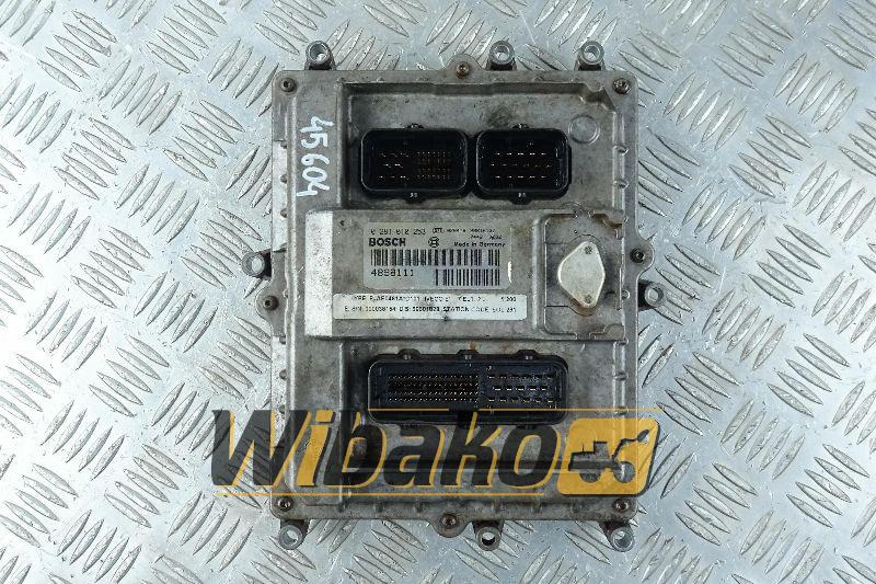 Engine computer Cummins 4898111 - Electrical system for Construction machinery: picture 1 Engine computer Cummins 4898111 - Electrical system for Construction machinery: picture 1