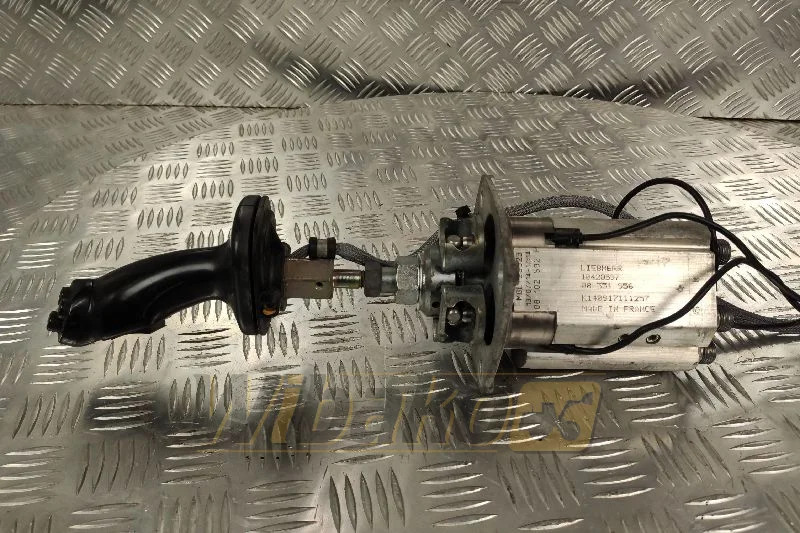 Liebherr 10428597 K140917111257 - Hydraulic valve for Construction machinery: picture 1 Liebherr 10428597 K140917111257 - Hydraulic valve for Construction machinery: picture 1