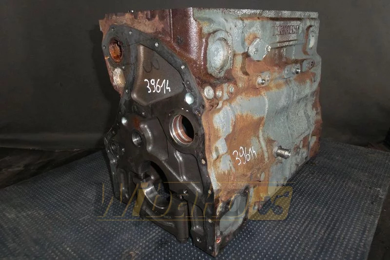 Liebherr 9268957 - Cylinder block for Construction machinery: picture 1 Liebherr 9268957 - Cylinder block for Construction machinery: picture 1