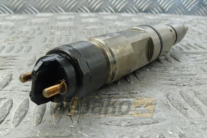 Liebherr D9508 10490018 - Injector for Construction machinery: picture 1 Liebherr D9508 10490018 - Injector for Construction machinery: picture 1