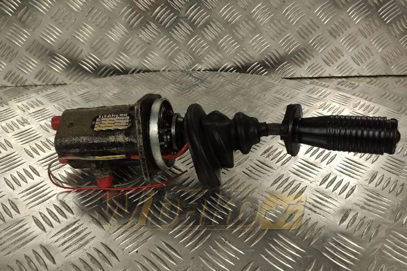 Liebherr VG7 4/4 TLU 04 9270501 103 - Hydraulic valve for Construction machinery: picture 2 Liebherr VG7 4/4 TLU 04 9270501 103 - Hydraulic valve for Construction machinery: picture 2