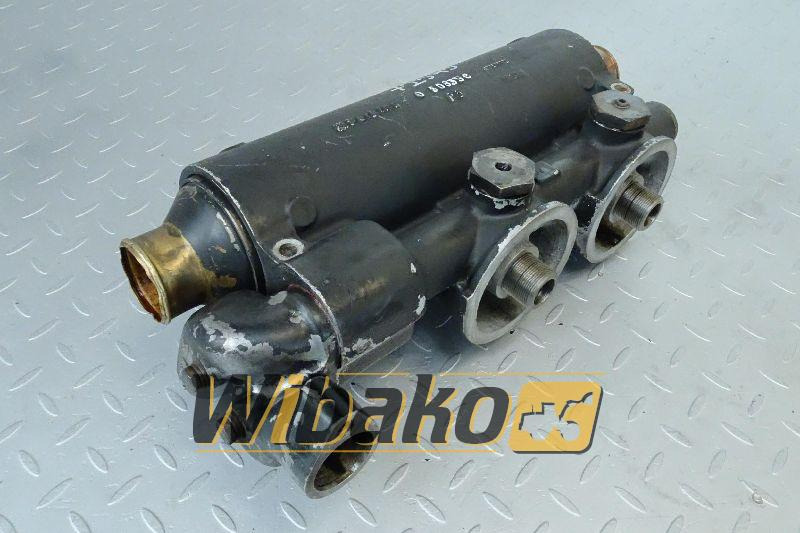 Oil radiator (cooler) for engine Perkins 2006 OE52139 - Oil cooler for Construction machinery: picture 1 Oil radiator (cooler) for engine Perkins 2006 OE52139 - Oil cooler for Construction machinery: picture 1